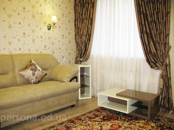 Coffee table on castors