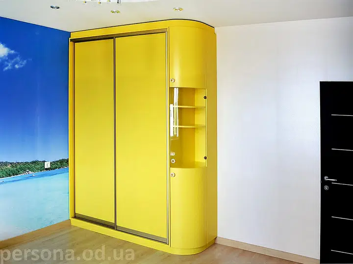 Шкаф с радиусным углом