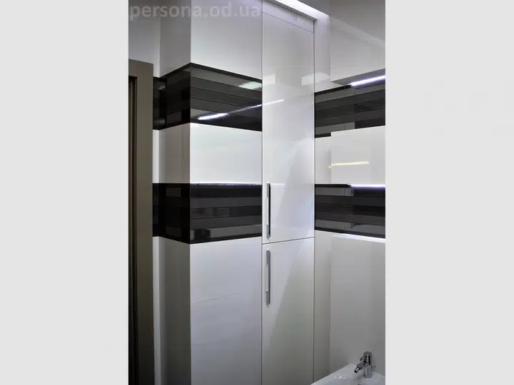 Cabinets in bathroom niches
