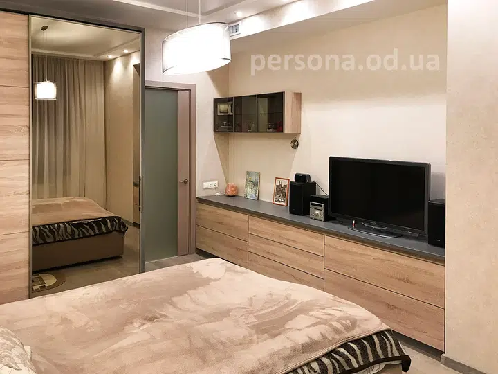 High-tech bedroom