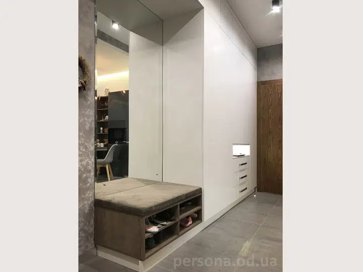 Minimal floor-to-ceiling furniture