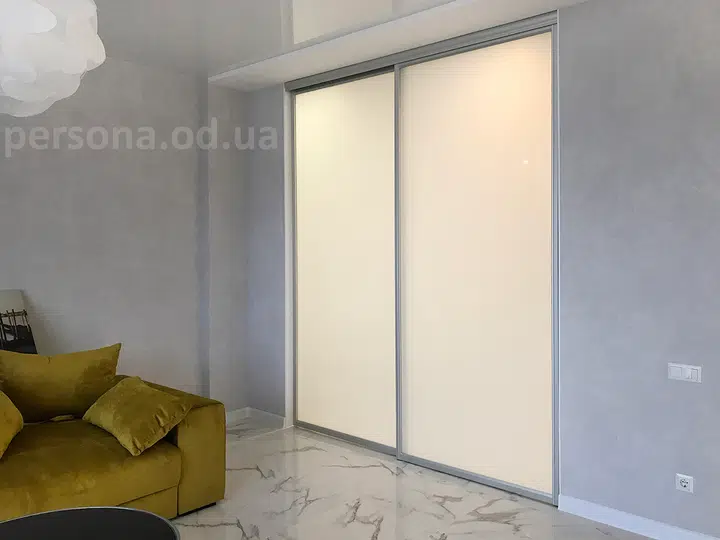 Room divider for a bedroom