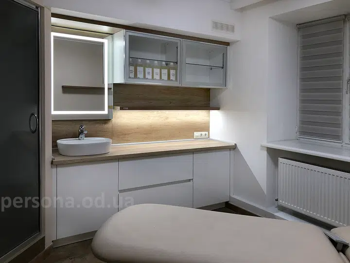 Furniture for a massage room / Beauty salon, item 1