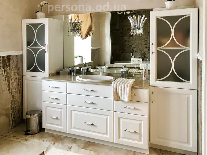 White bathroom furniture