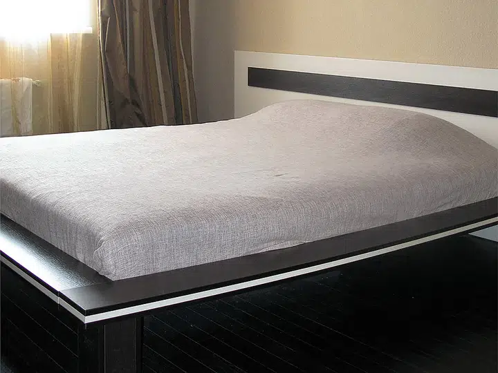 Bed on a platform