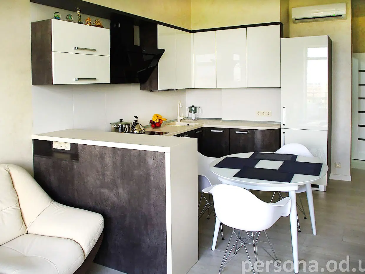 Corner studio kitchen