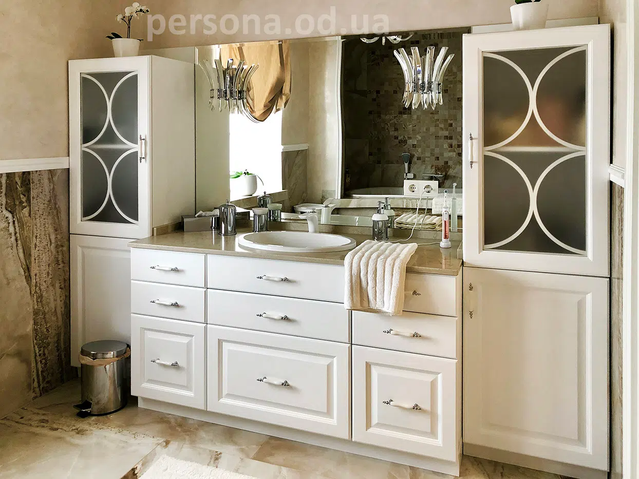 White bathroom furniture