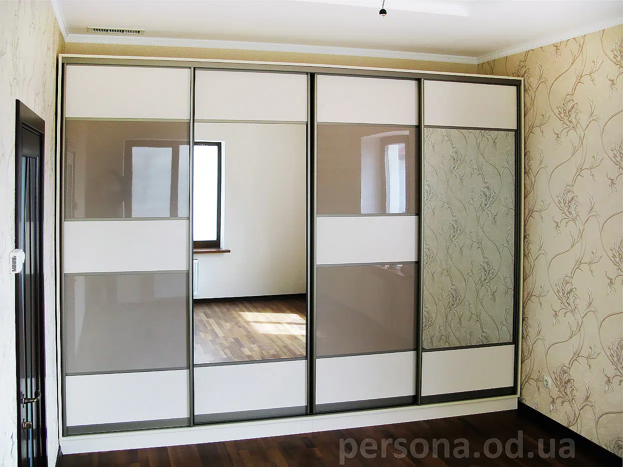 Four-door sliding wardrobe