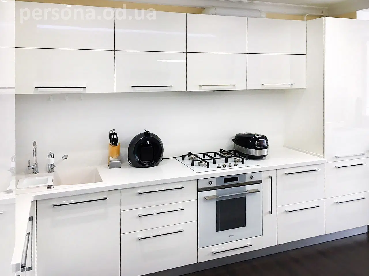 White high-tech kitchen