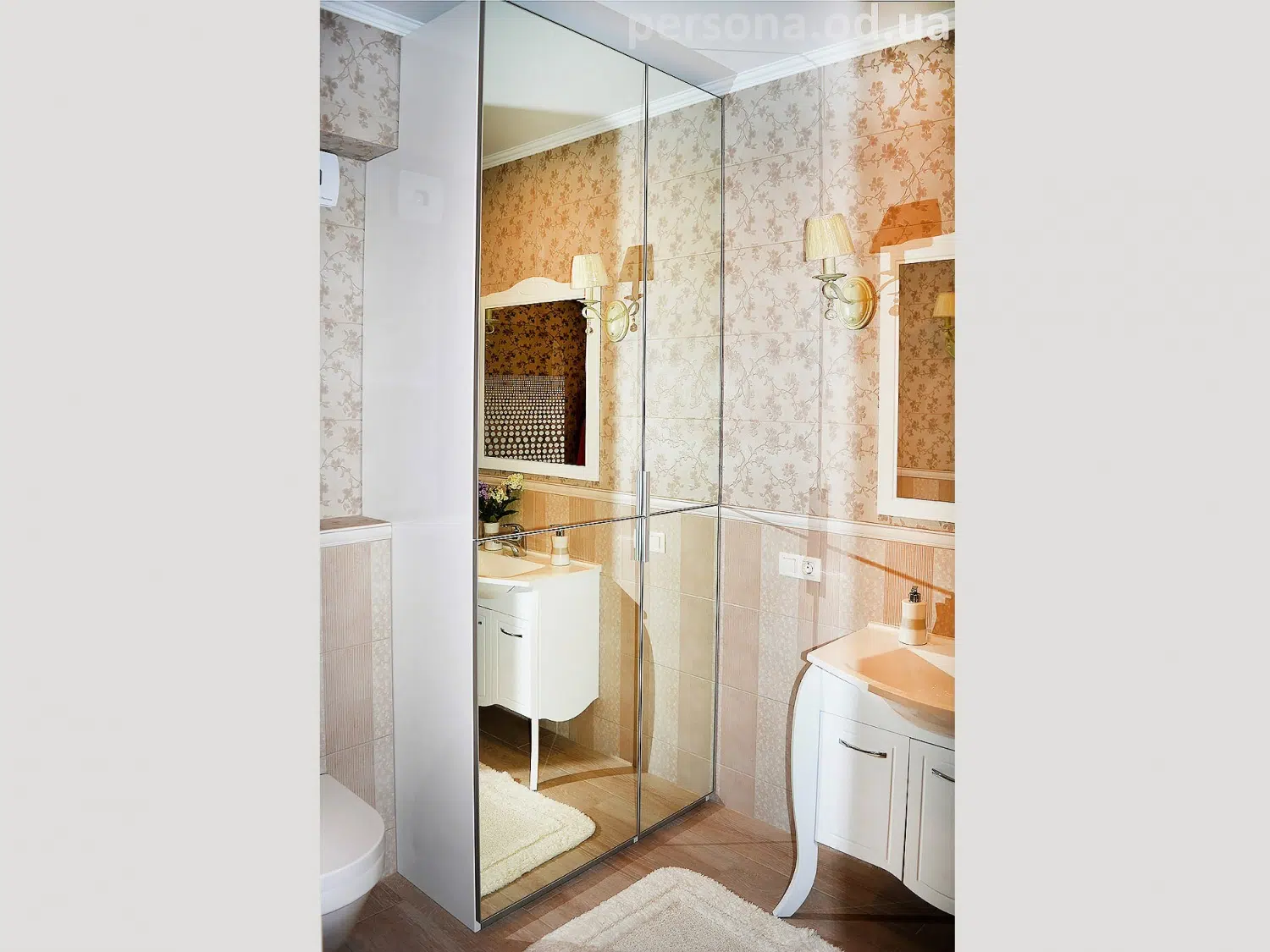 Bathroom cabinet with mirrors