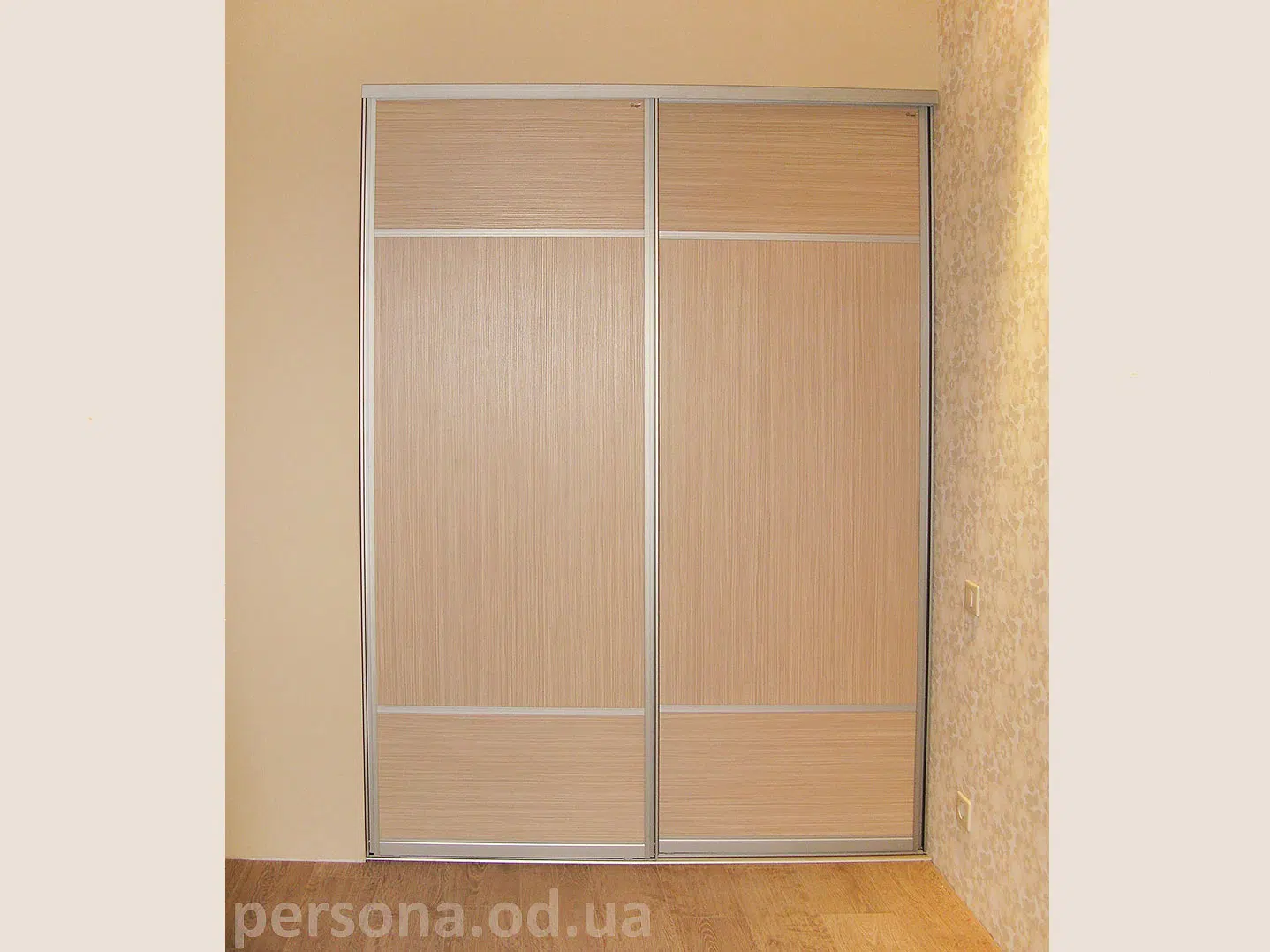 Built-in wardrobe and dressing room