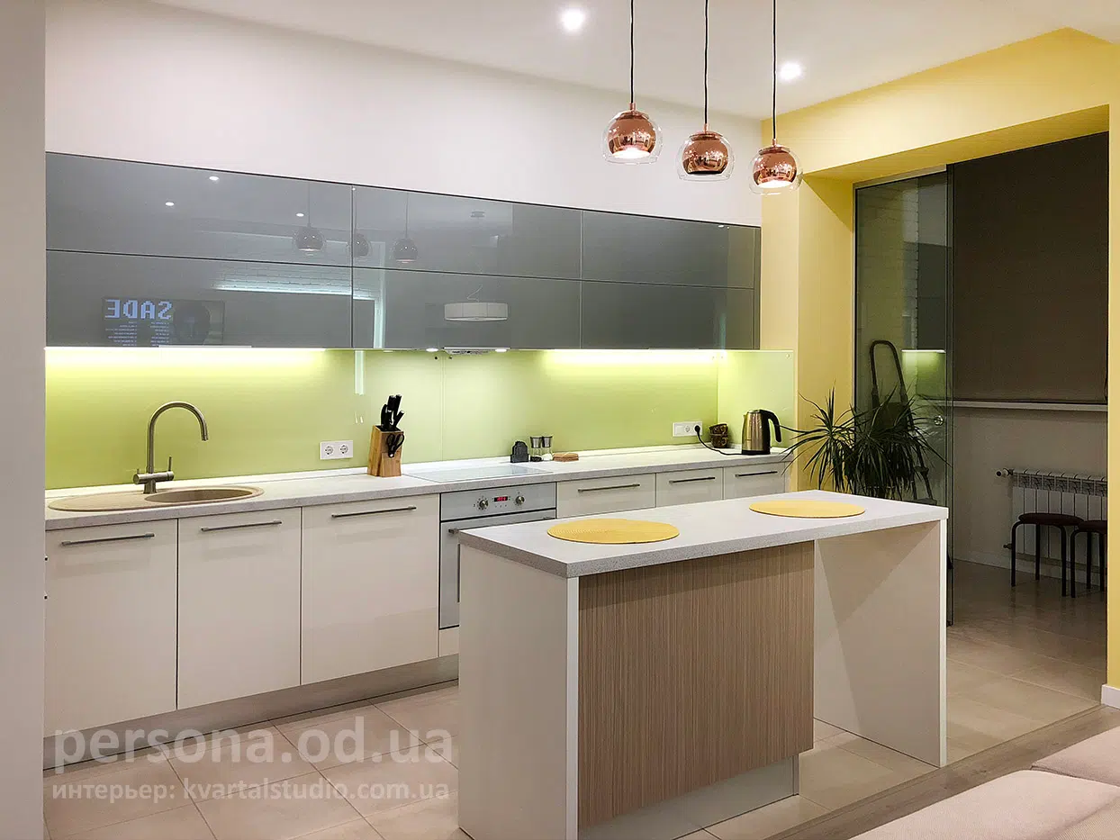Large kitchen with an island